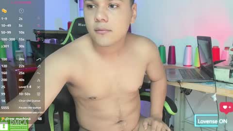 Snapshot of yeiko_44 chatting on February 10, 2:08 am Yeiko online show from February 10, 2:08 am