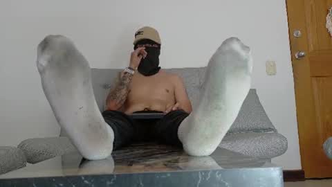 yeisongomezz online show from June 28, 6:03 pm