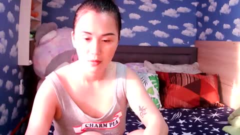 yella hope online show from March 20, 9:14 am