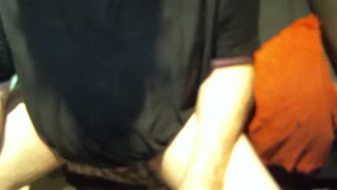 Snapshot of yellowsnakes chatting on October 15, 3:28 am . y e l l o w s n a k e s . online show from October 15, 3:28 am