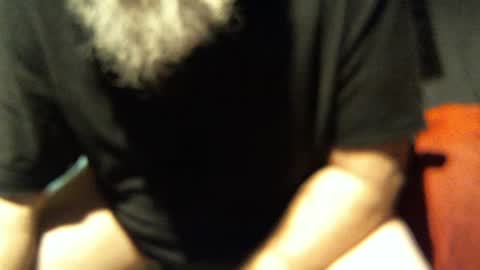 Snapshot of yellowsnakes chatting on November 18, 10:31 am . y e l l o w s n a k e s . online show from November 18, 10:31 am