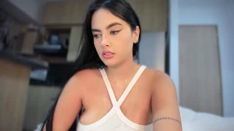 yenifer016 online show from July 23, 3:04 am