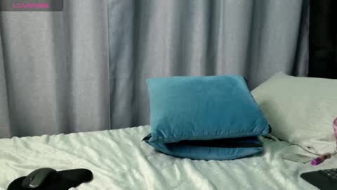 Yenni online show from October 25, 8:25 pm