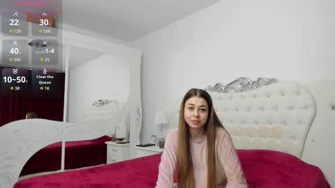 yennefer13 online show from April 7, 8:42 pm