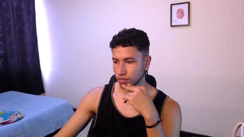 Yeff ind. model  online show from December 11, 5:59 pm