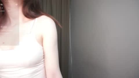 Snapshot of yerquinney chatting on May 21, 1:40 pm Rin online show from May 21, 1:40 pm
