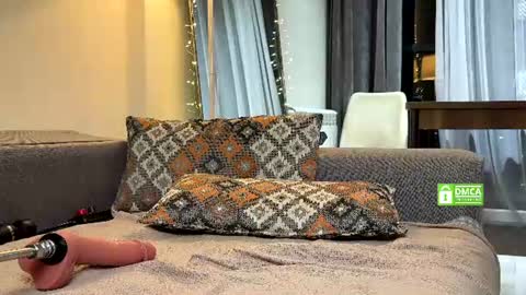 Zlata online show from June 10, 8:19 pm