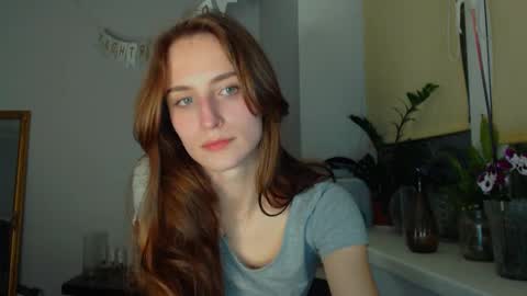 Snapshot of yes_to_heaven chatting on March 5, 9:37 pm Zoe online show from March 5, 9:37 pm