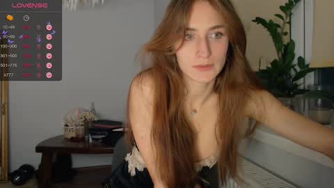 Snapshot of yes_to_heaven chatting on November 15, 9:00 pm Zoe online show from November 15, 9:00 pm