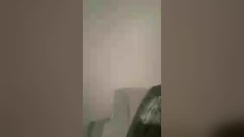 Snapshot of yesitsalbee chatting on July 6, 4:20 am yesitsalbee online show from July 6, 4:20 am