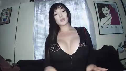Natalia Rae 0.    online show from June 21, 10:45 pm