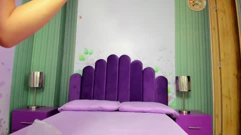 Snapshot of yess__daddy chatting on February 27, 10:15 am yess__daddy online show from February 27, 10:15 am