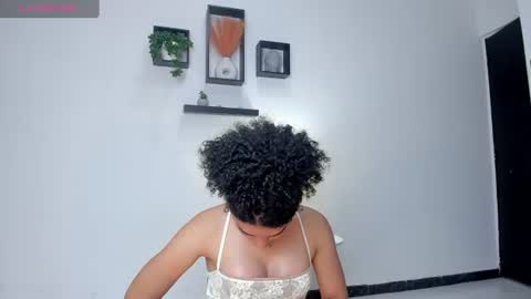 Snapshot of yess__daddyy chatting on July 17, 8:24 pm YAMPOOL online show from July 17, 8:24 pm