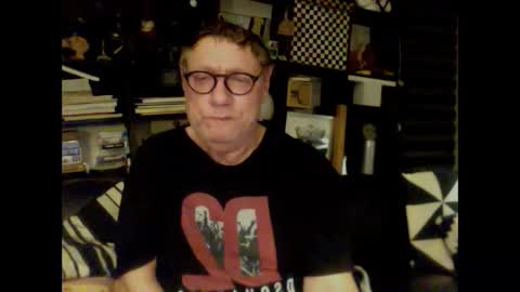 Snapshot of yessex247 chatting on November 9, 3:38 am yessex247 online show from November 9, 3:38 am