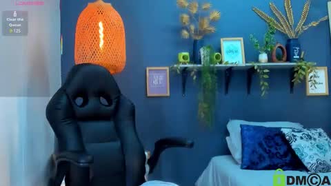 yessika_parker online show from October 18, 2:36 am