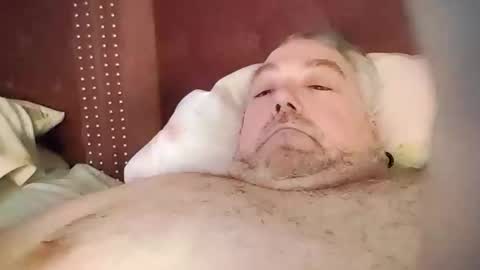 Snapshot of yeti1900geil chatting on March 2, 7:37 am yeti1900geil online show from March 2, 7:37 am