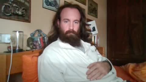 yeti_92 online show from October 12, 12:15 pm