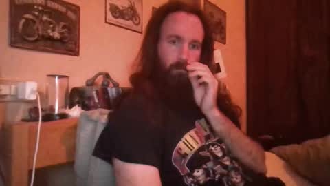 Snapshot of yeti_92 chatting on February 2, 7:29 am yeti_92 online show from February 2, 7:29 am