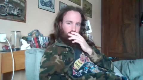 Snapshot of yeti_92 chatting on February 3, 11:48 am yeti_92 online show from February 3, 11:48 am