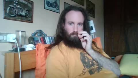 Snapshot of yeti_92 chatting on February 16, 12:12 pm yeti_92 online show from February 16, 12:12 pm