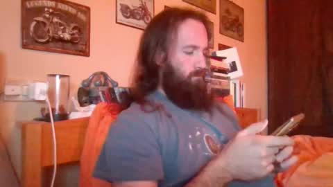 Snapshot of yeti_92 chatting on February 18, 7:48 am yeti_92 online show from February 18, 7:48 am