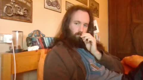 Snapshot of yeti_92 chatting on February 20, 8:05 am yeti_92 online show from February 20, 8:05 am