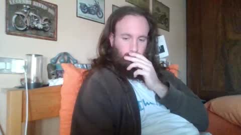 Snapshot of yeti_92 chatting on February 21, 12:50 pm yeti_92 online show from February 21, 12:50 pm