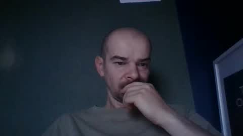 yewloo online show from November 10, 6:45 am