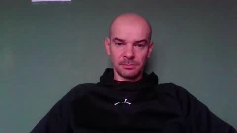 yewloo online show from November 16, 7:03 am