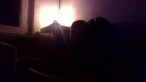 yewloo online show from November 18, 3:38 pm