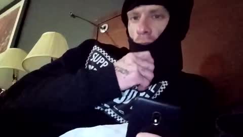 Snapshot of yfwb69xxx chatting on November 23, 6:35 am yfwb69xxx online show from November 23, 6:35 am