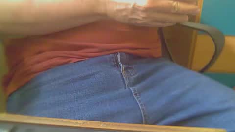 Snapshot of yigalb_ chatting on October 19, 10:16 am yigalb_ online show from October 19, 10:16 am
