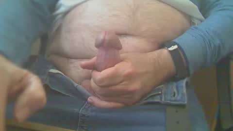 yigalb_ online show from January 12, 9:58 am