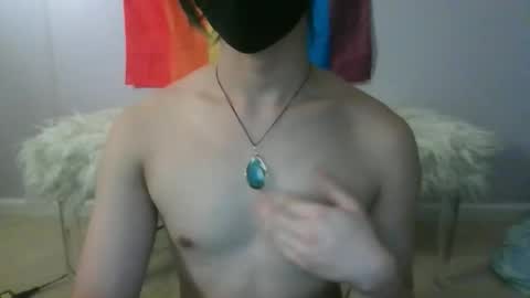 yin476 online show from November 2, 8:17 am