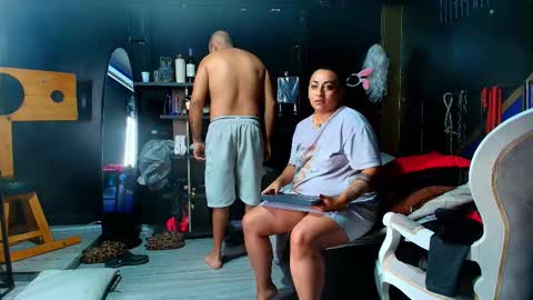 yingandyangg online show from March 5, 7:21 pm