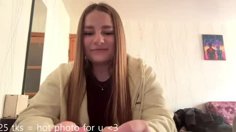 Snapshot of yingchamberlin chatting on April 14, 1:17 pm Eva online show from April 14, 1:17 pm