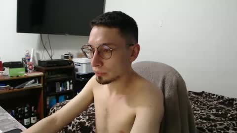 Snapshot of yinmao08 chatting on February 3, 2:32 am yinmao08 online show from February 3, 2:32 am