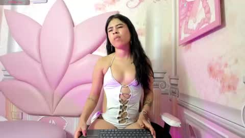 Snapshot of yipsy_gonzales chatting on July 12, 3:08 am Yipsy online show from July 12, 3:08 am