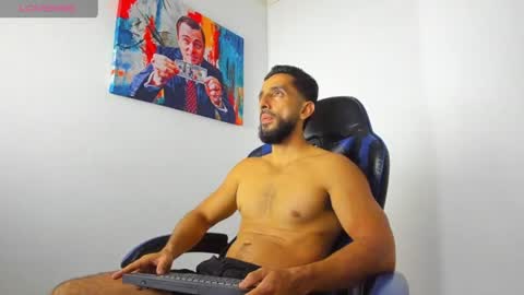 Yiyo online show from July 31, 8:58 am