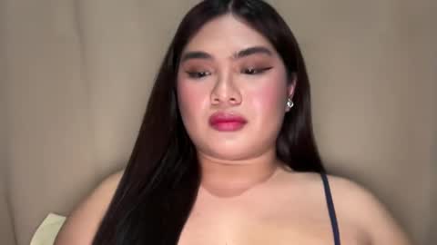 Snapshot of yllanahard chatting on December 19, 7:40 pm yllana love online show from December 19, 7:40 pm