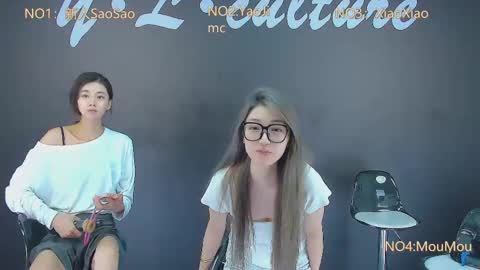 ylwh001 online show from September 14, 3:27 am