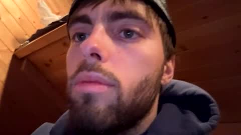 yngwork29 online show from January 31, 11:47 pm