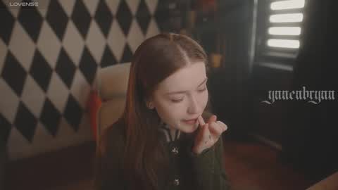 ynnenbrynn online show from November 15, 7:16 am