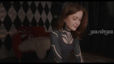 ynnenbrynn online show from March 26, 7:47 am