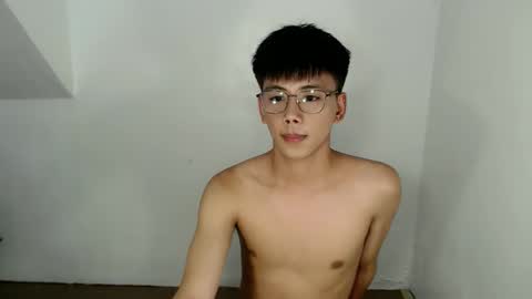 ynotyu online show from March 31, 2:06 pm