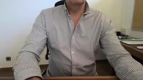 Snapshot of yo47 chatting on November 17, 2:45 pm Yo47 online show from November 17, 2:45 pm