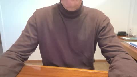 Snapshot of yo47 chatting on December 15, 3:38 pm Yo47 online show from December 15, 3:38 pm