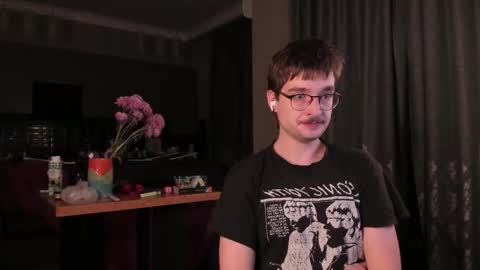 Max online show from November 16, 4:29 am