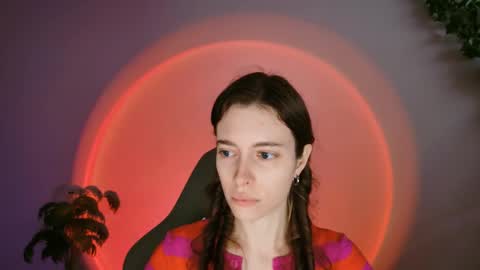 yoka_paradoxxx online show from September 19, 5:20 am