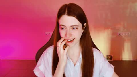 Snapshot of yoka_paradoxxx chatting on February 14, 9:17 am yoka_paradoxxx online show from February 14, 9:17 am